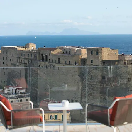 Grand Vesuvio Отель Неаполь