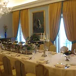 Grand Vesuvio Hotel