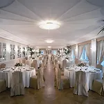 Grand Vesuvio Hotel
