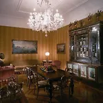 Hotel Grand Vesuvio