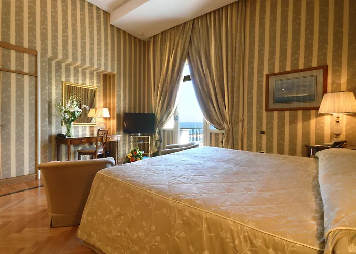 Hotell Grand Vesuvio