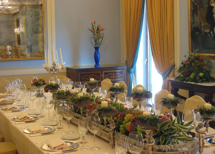 Hotell Grand Vesuvio Neapel