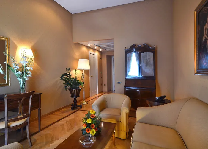 Grand Vesuvio Neapel