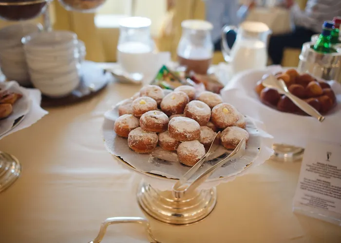 Hotell Grand Vesuvio 5*