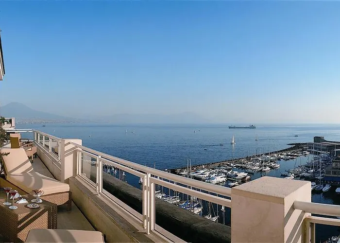 Hotel Grand Vesuvio 5*