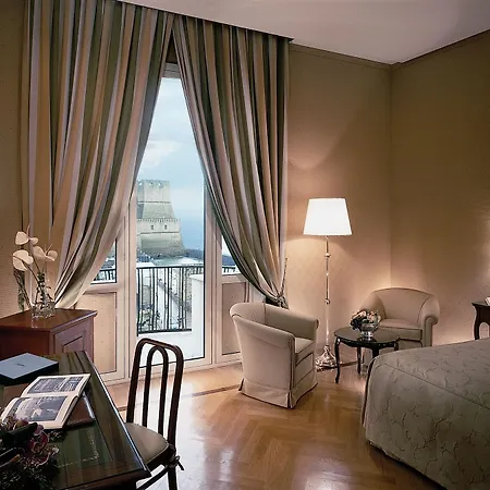Grand Vesuvio Hotel Naples