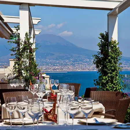Grand Vesuvio Hotel