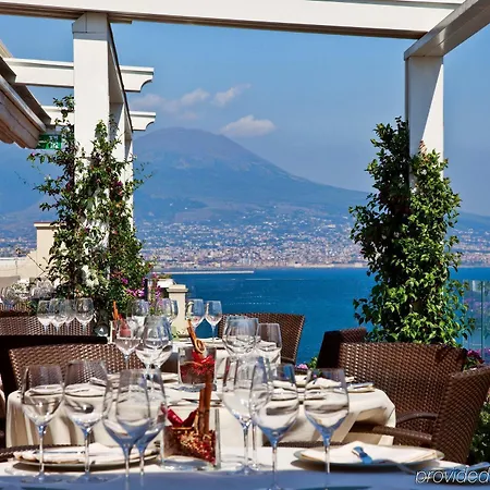 Hotel Grand Vesuvio Naples