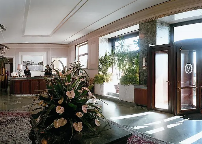 מלון Grand Vesuvio